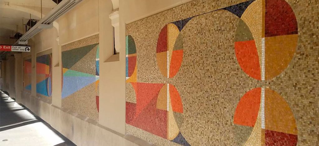 Eaom Ore-Giron - Bay Parkway Station. Eaom Ore-Giron - Bay Parkway Station.